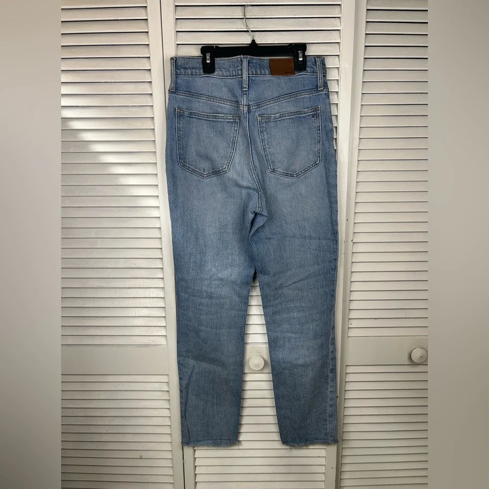 Madewell Women's Distressed High-Rise Jeans‎